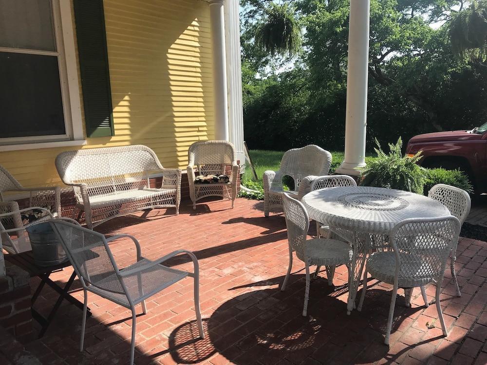 Six Acres Bed And Breakfast Cincinnati Bagian luar foto